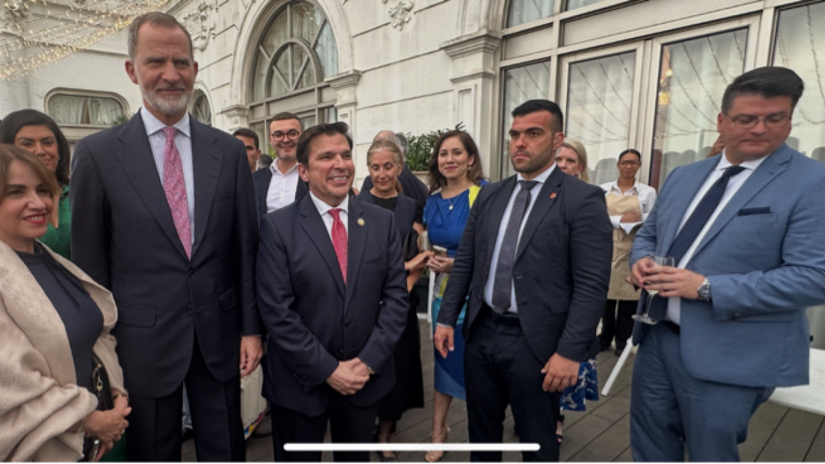 CVG and Ms. Lorena with Felipe VI King of Spain