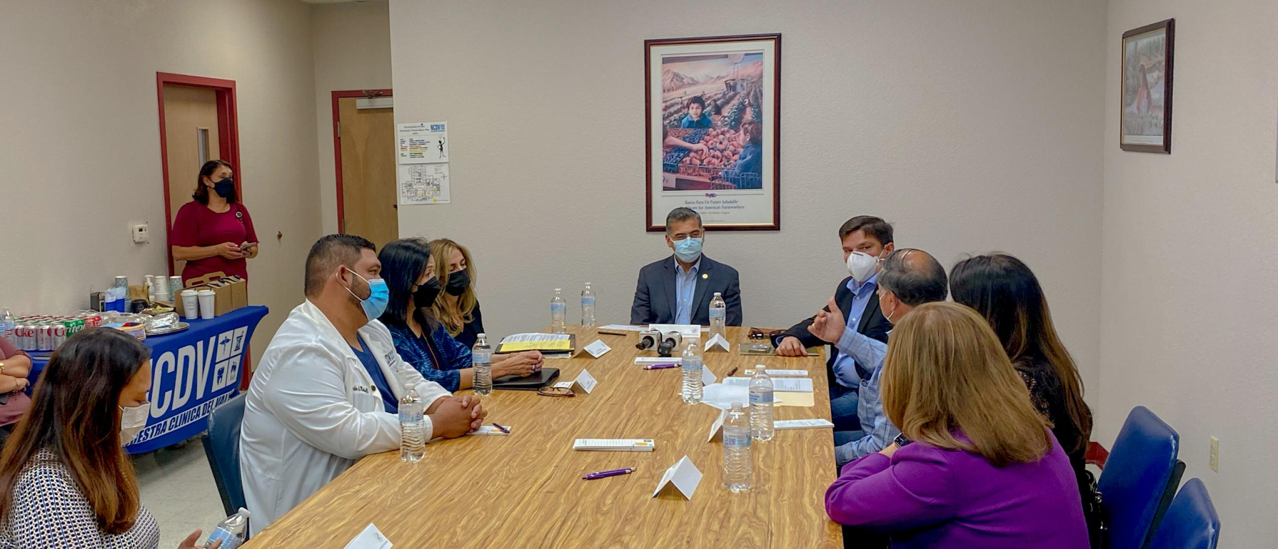 Congressman Gonzalez Speaking with Health Care Professionals