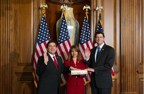 Congressman Vicente Gonzalez was sworn into the 115th Congress by the Speaker of the U.S. House of Representatives, Paul Ryan, on Tuesday, January 3, 2017, accompanied by his wife Lorena Saenz Gonzalez. 